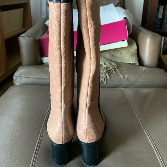 🆕 Naturalizer Frances Boots in Taupe/Black - Picture 11 of 15